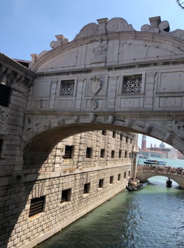 Ponte dos Suspiros em Veneza | Origem do nome e curiosidades